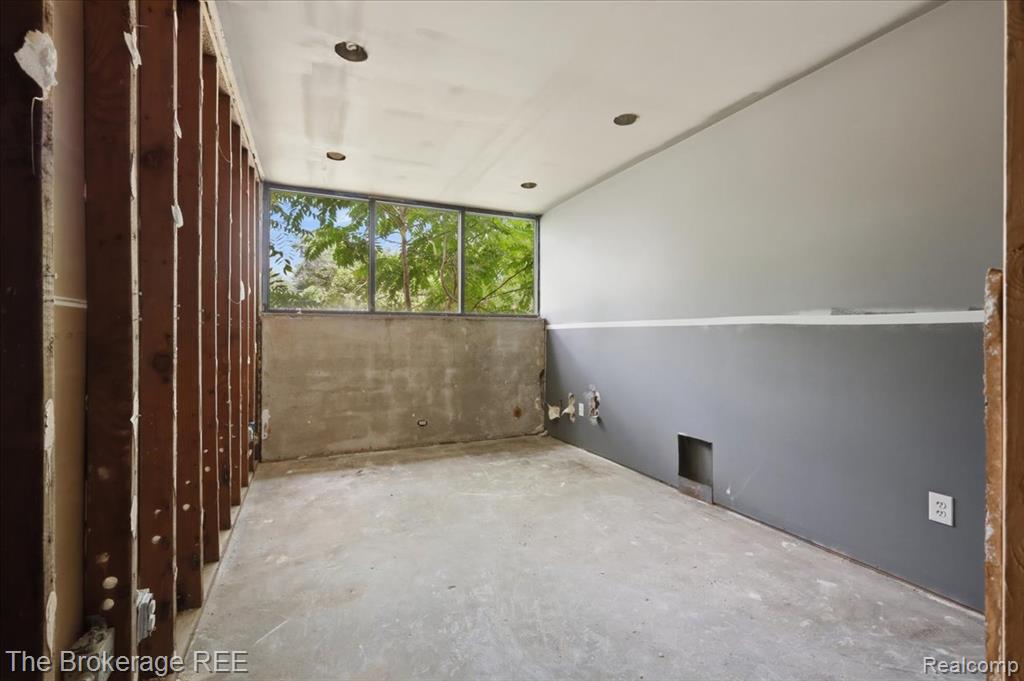 2421 Branch Road Property Photo 23