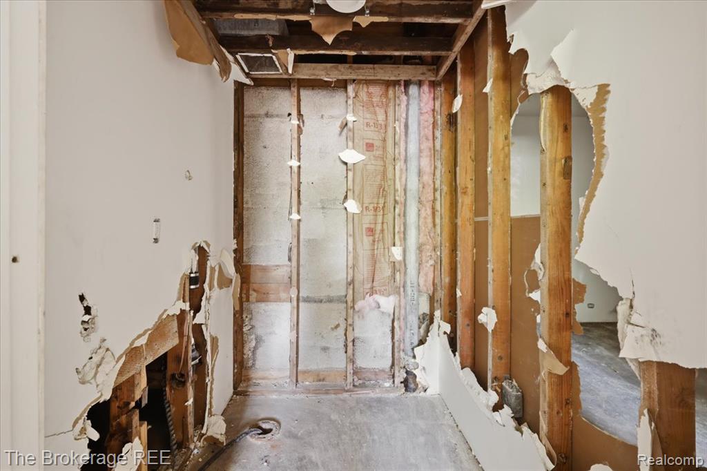 2421 Branch Road Property Photo 24