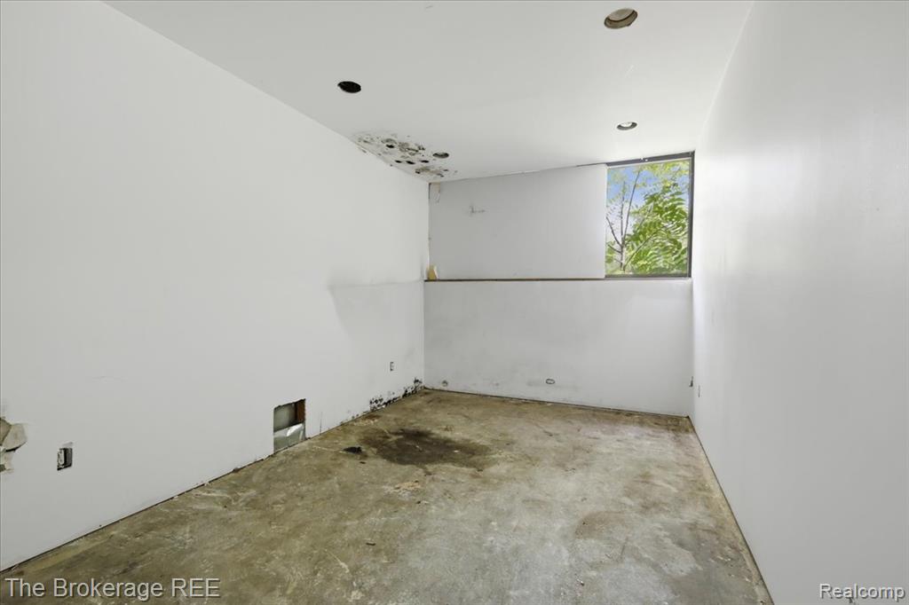 2421 Branch Road Property Photo 25