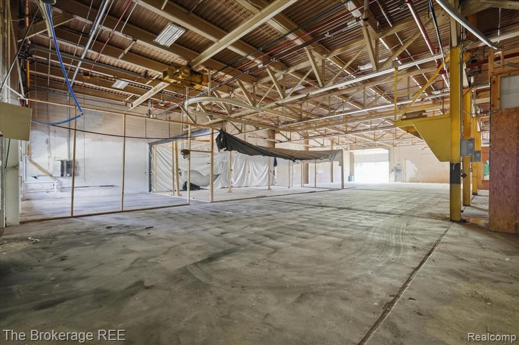 2421 Branch Road Property Photo 32