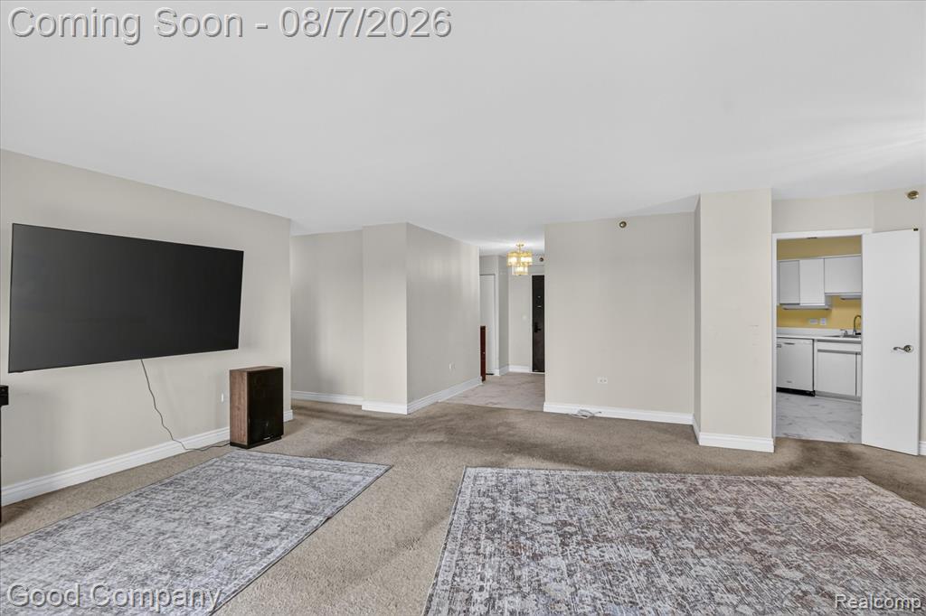 5000 Town Center Property Photo 14