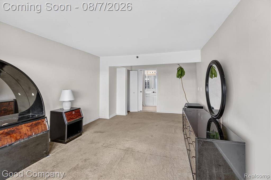 5000 Town Center Property Photo 21