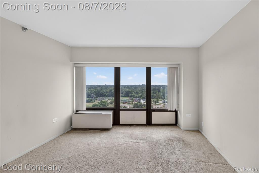 5000 Town Center Property Photo 29