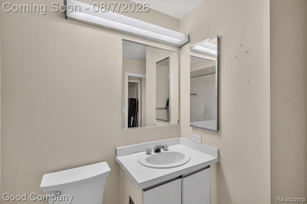 5000 Town Center Property Photo 33
