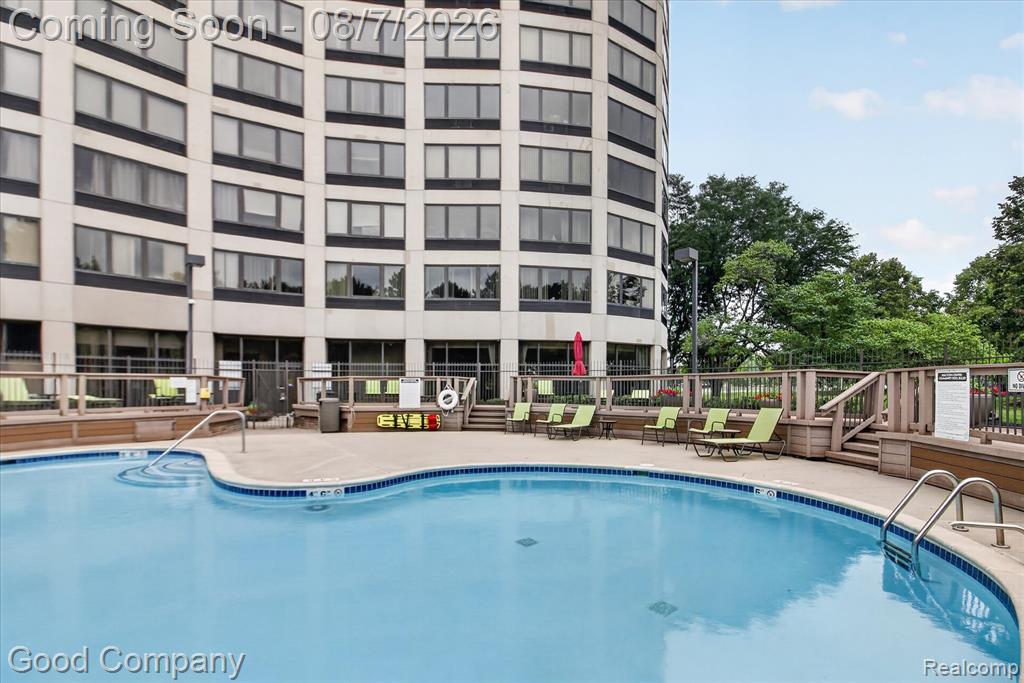 5000 Town Center Property Photo 46