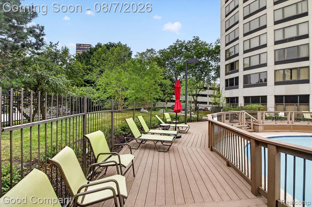 5000 Town Center Property Photo 47