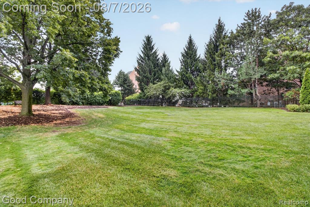 5000 Town Center Property Photo 50