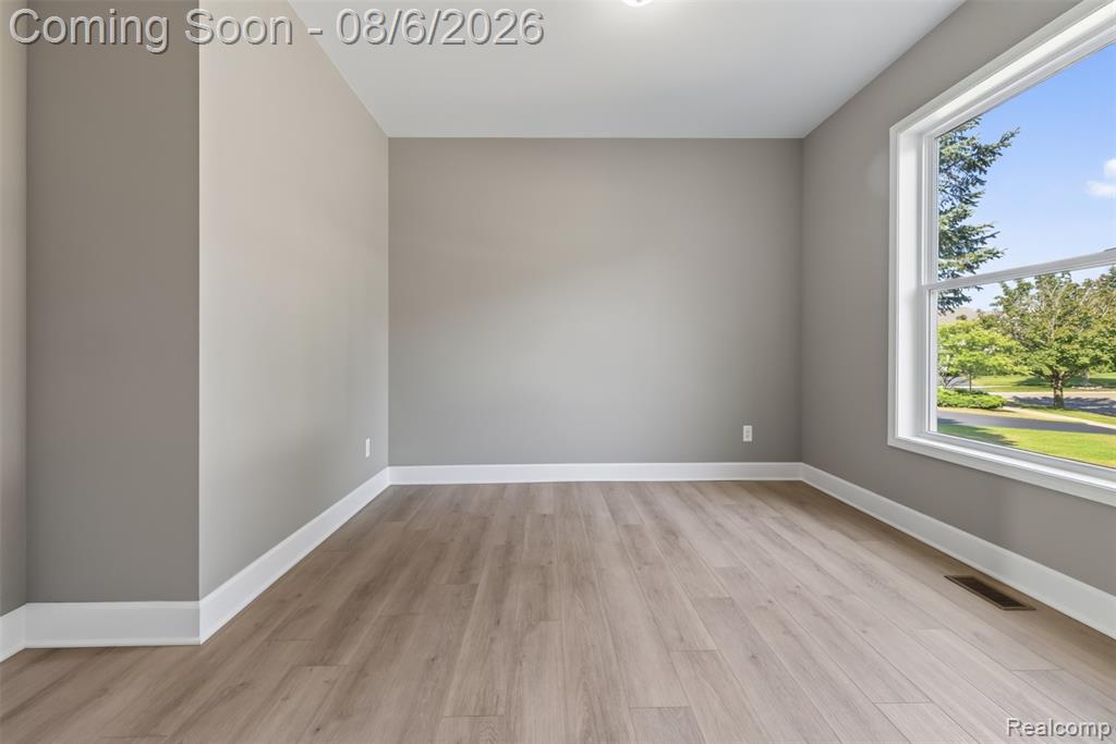 125 Ridge Field Court Property Photo 8
