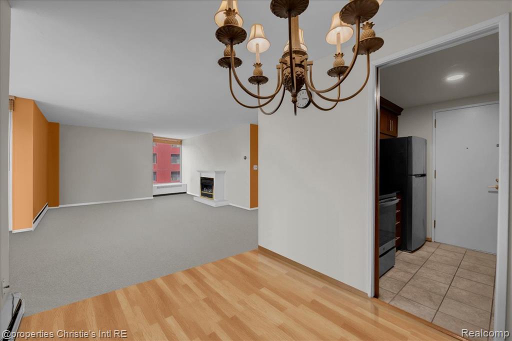 8200 E Jefferson Avenue Property Photo 12