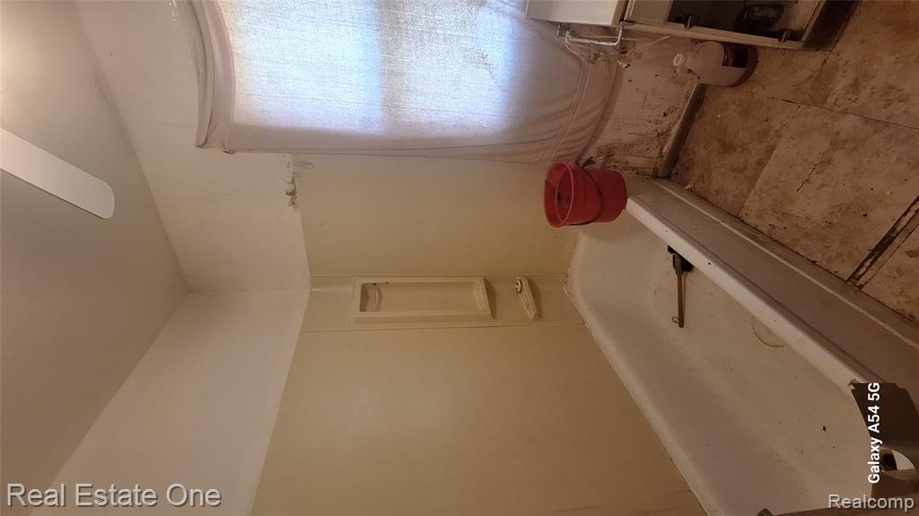 28214 Eton Street Property Photo 12
