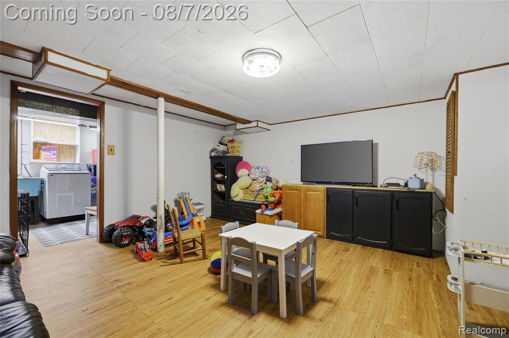 8517 Plumbrook Road Property Photo 24