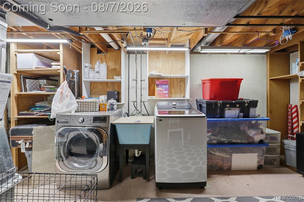 8517 Plumbrook Road Property Photo 25