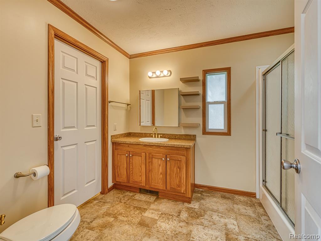 6655 Jackson Road Property Photo 16