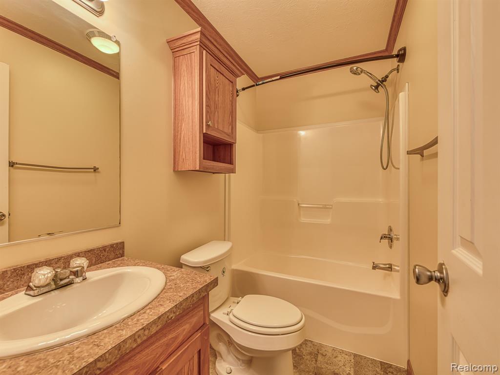 6655 Jackson Road Property Photo 20