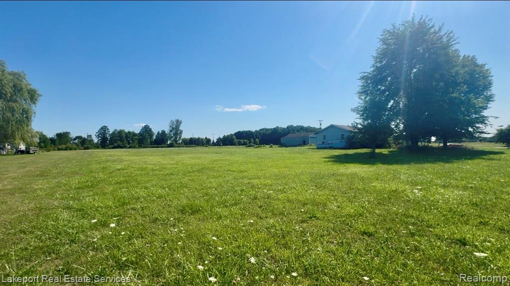 8485 Yale Road Property Photo 1