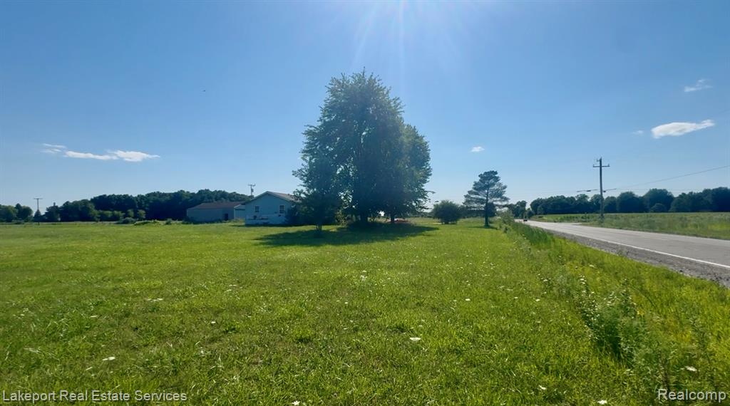 8485 Yale Road Property Photo 2
