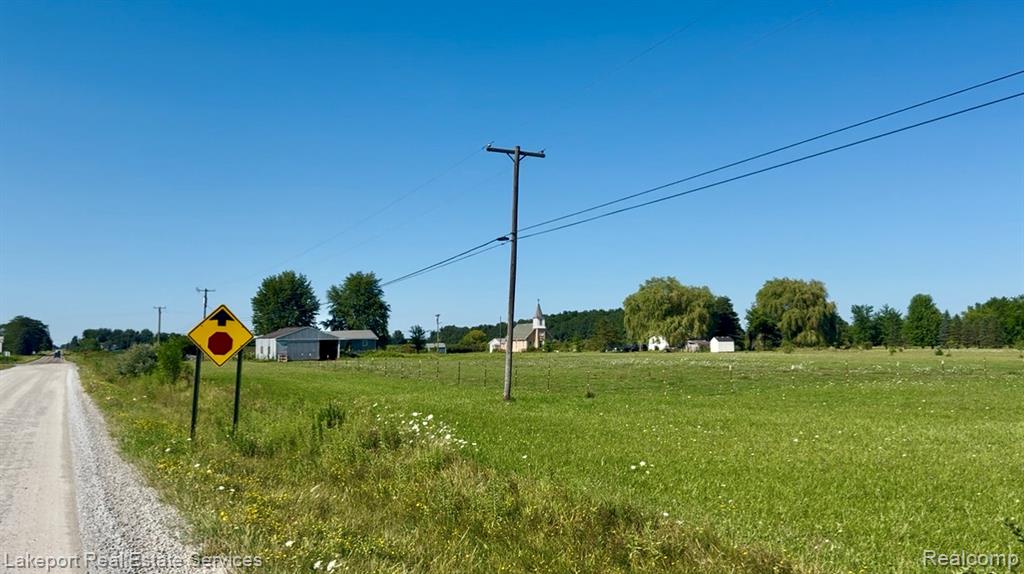 8485 Yale Road Property Photo 3