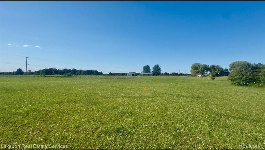 8485 Yale Road Property Photo 4