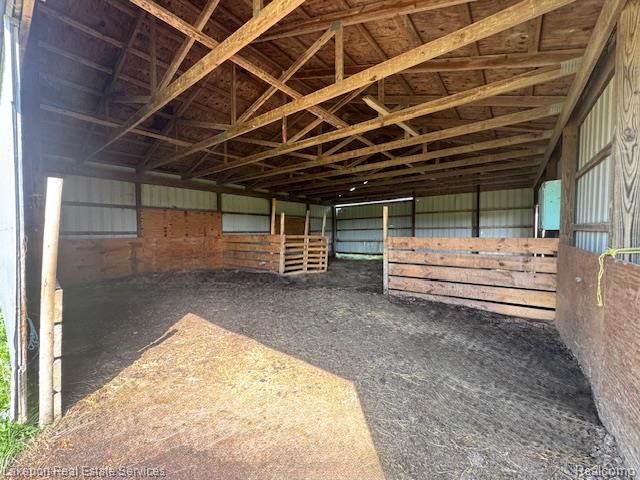 8485 Yale Road Property Photo 13