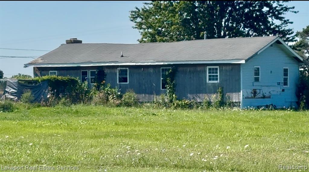8485 Yale Road Property Photo 15