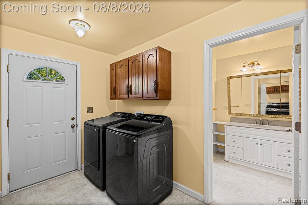 2240 Morrish Street Property Photo 15