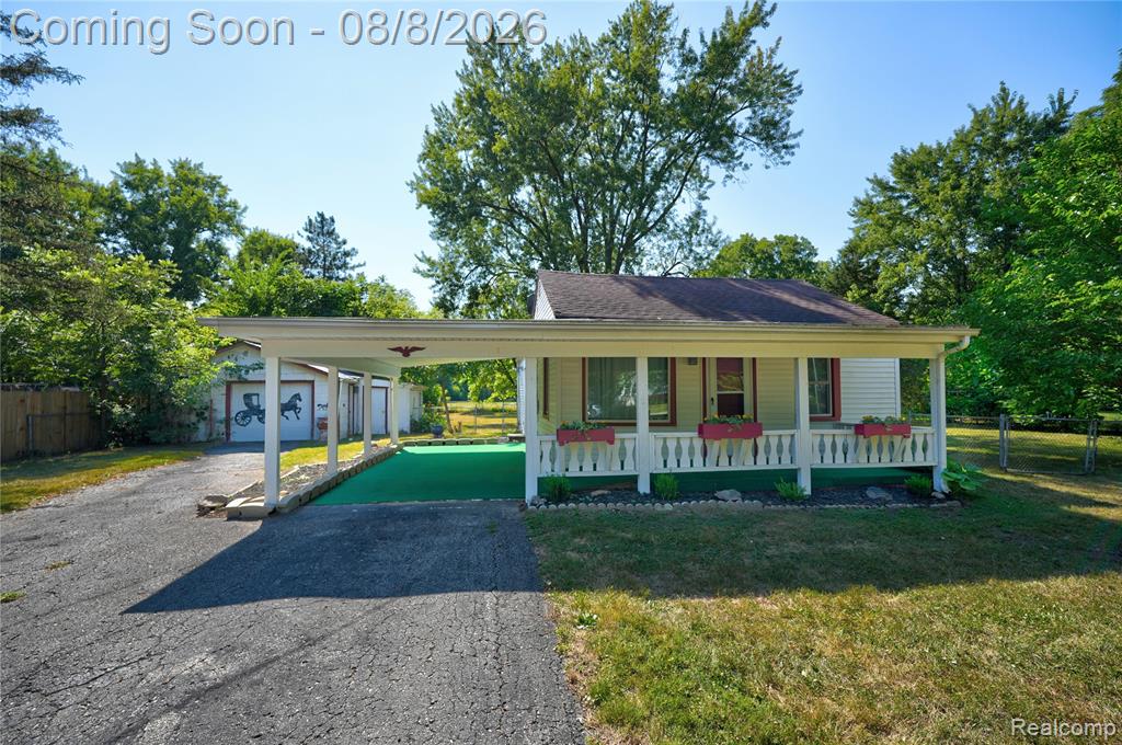 2240 Morrish Street Property Photo 23