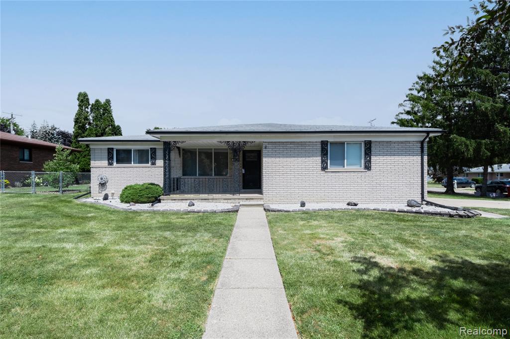 18863 Monica Drive Property Photo 1
