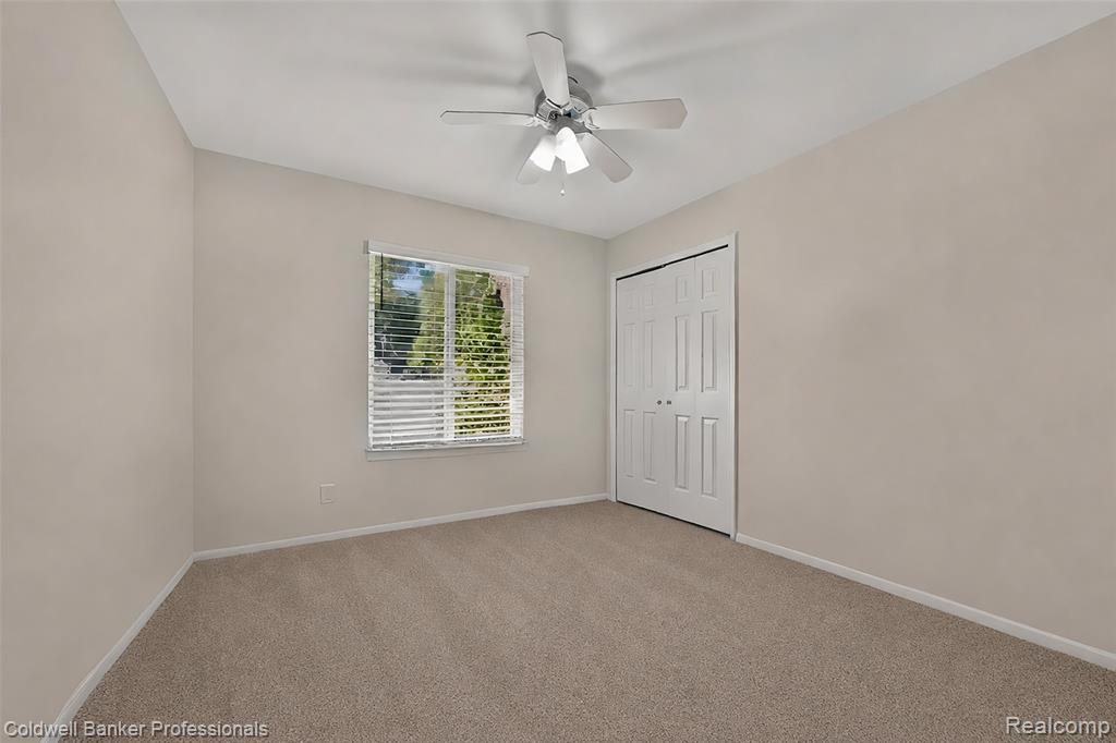 5475 Botsford Avenue Property Photo 23