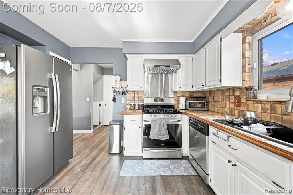 38626 Harrison Drive Property Photo 8