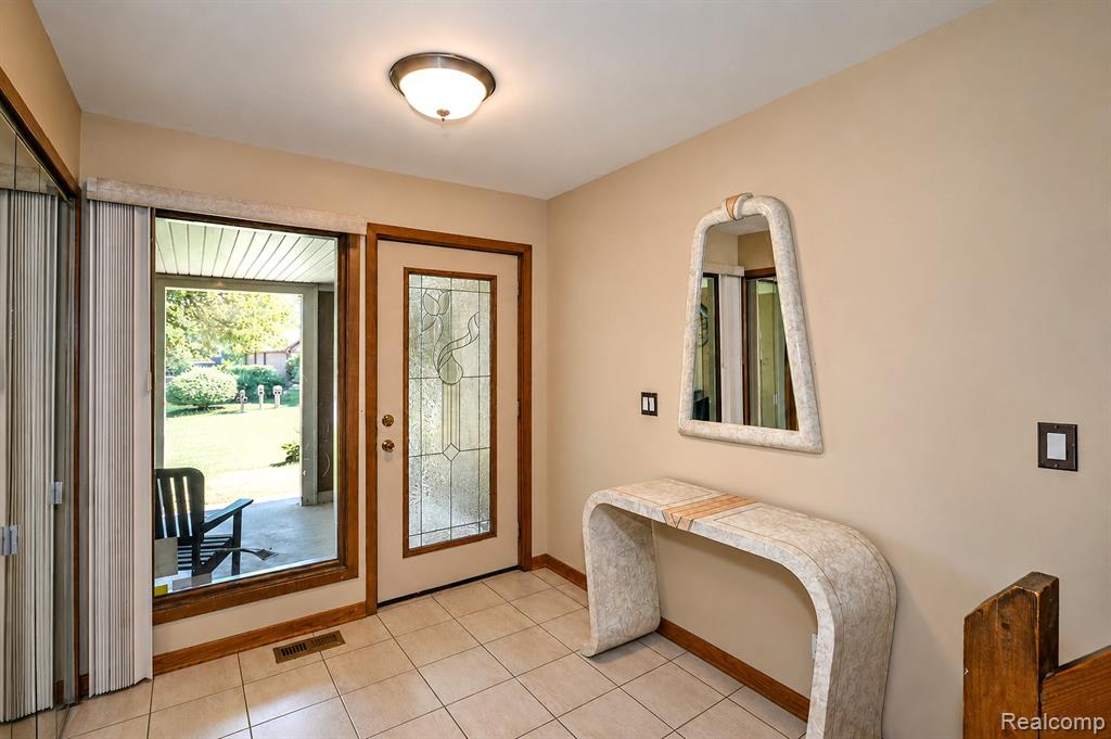 22783 Shadowglen Drive Property Photo 3