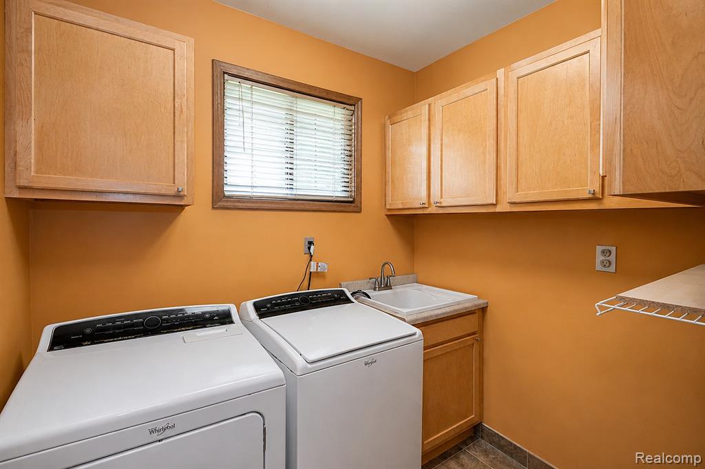 22783 Shadowglen Drive Property Photo 23