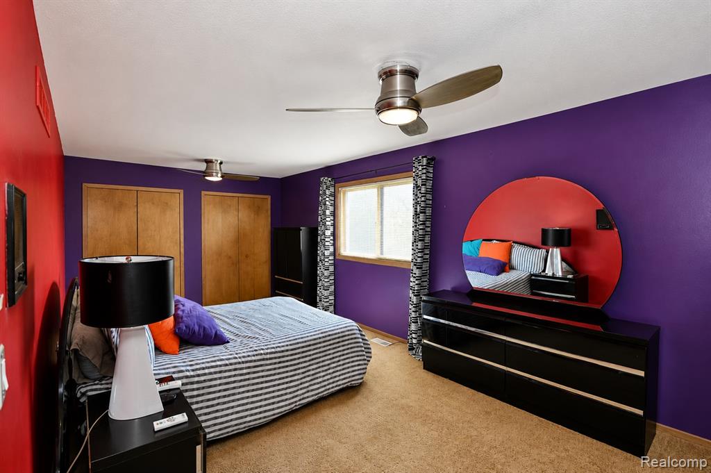 22783 Shadowglen Drive Property Photo 34
