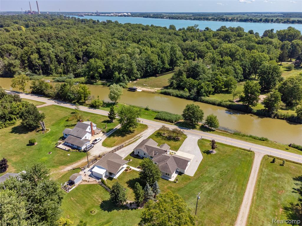 1423 Belle River Road Property Photo 68