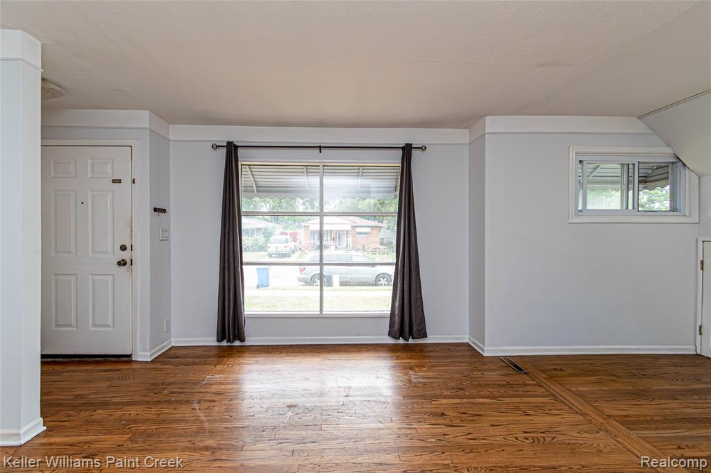 134 E Barrett Avenue Property Photo 10