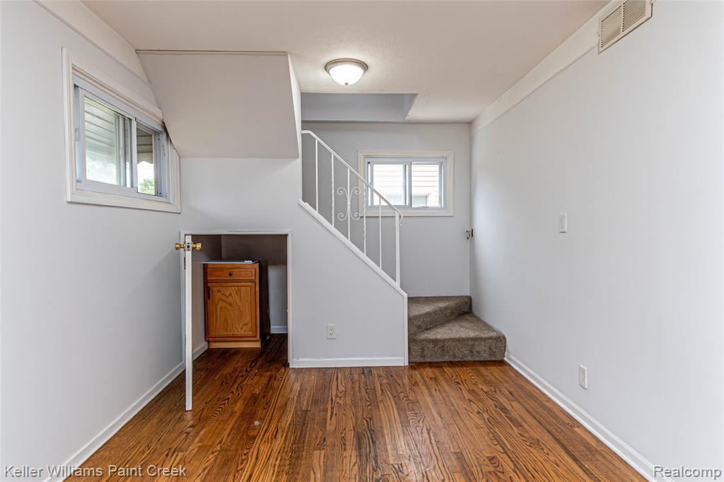 134 E Barrett Avenue Property Photo 18