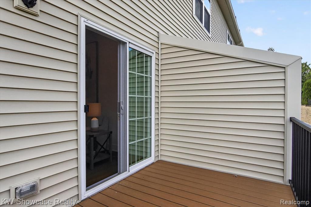 553 Village Lane Property Photo 34