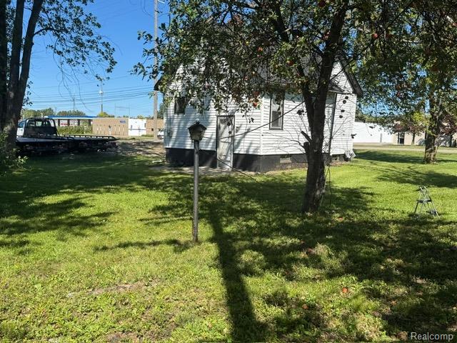 27177 Wick Road Property Photo 13