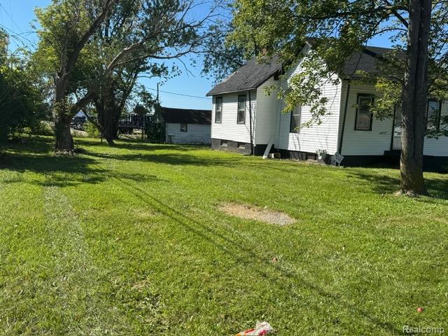 27177 Wick Road Property Photo 16