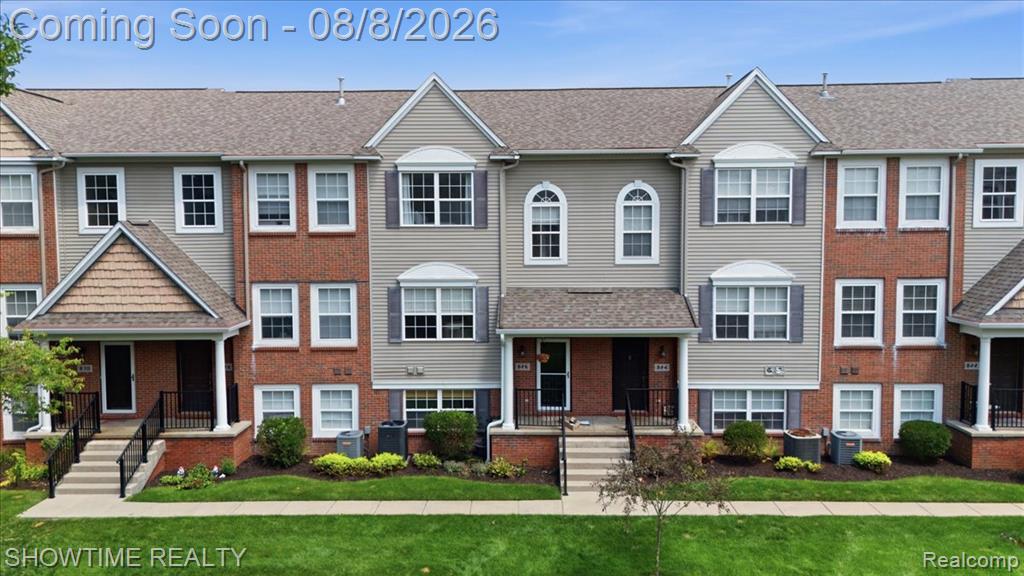 826 Eagle Drive Property Photo 1