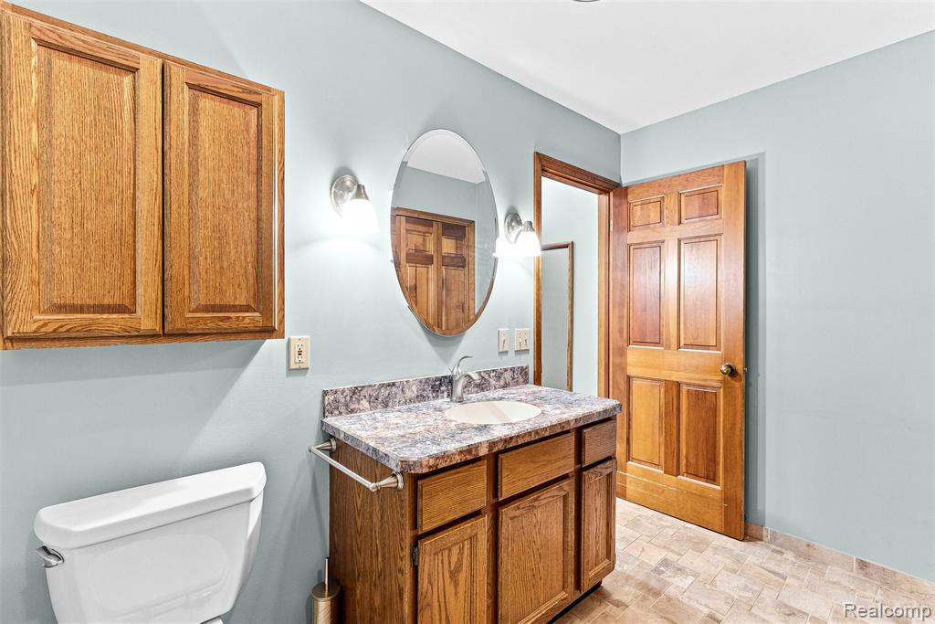 7464 Diane Court Property Photo 17