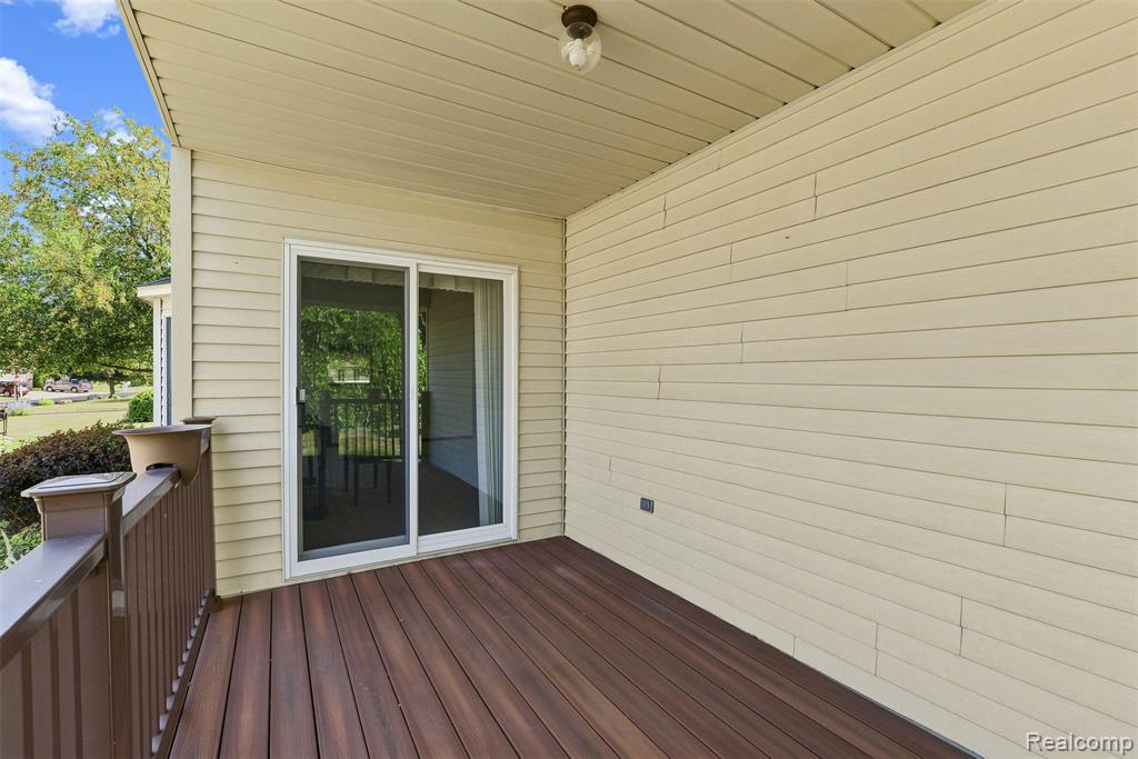 7464 Diane Court Property Photo 19