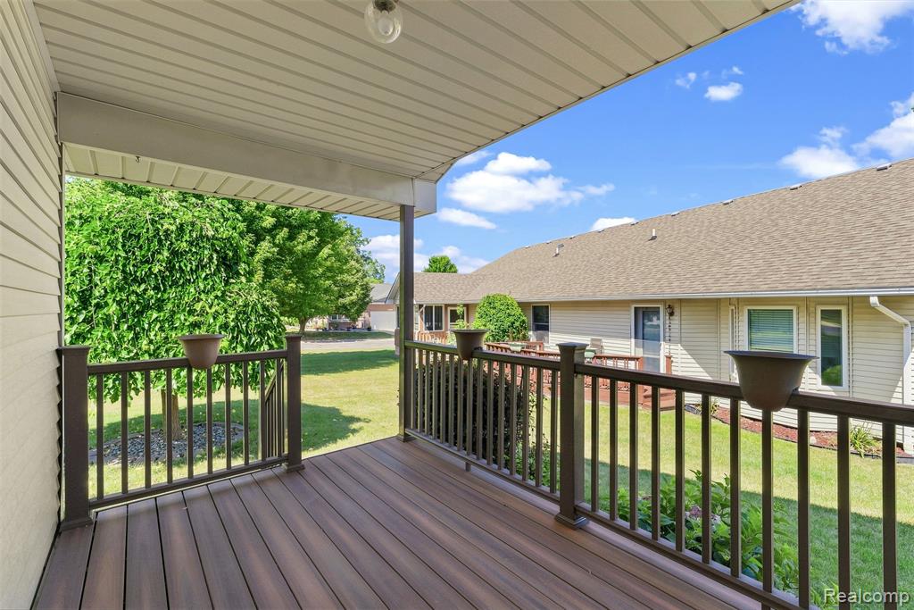 7464 Diane Court Property Photo 20