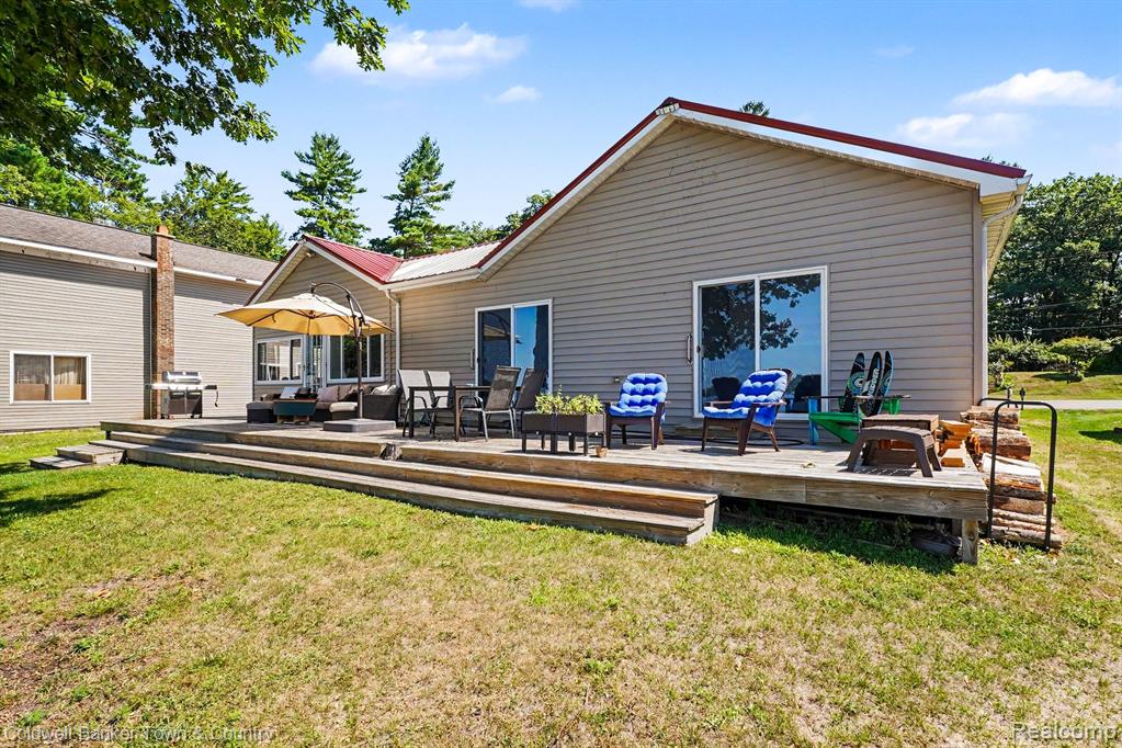 4847 Franklin Street Property Photo 4