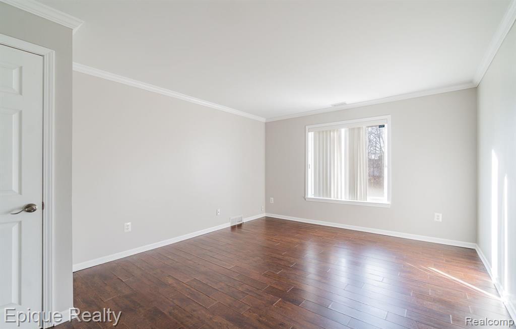44467 Savery Drive Property Photo 14