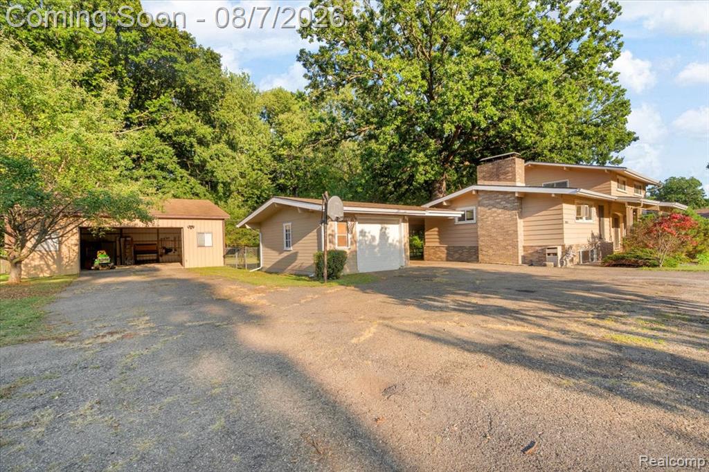 28457 Relda Drive Property Photo 1