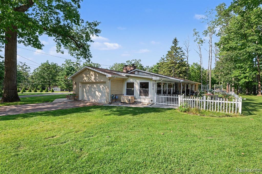 4292 N Elder Trail Property Photo 3