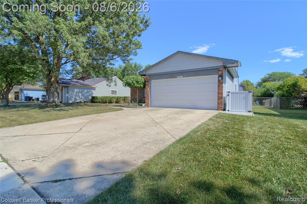 43671 Emrick Drive Property Photo 3