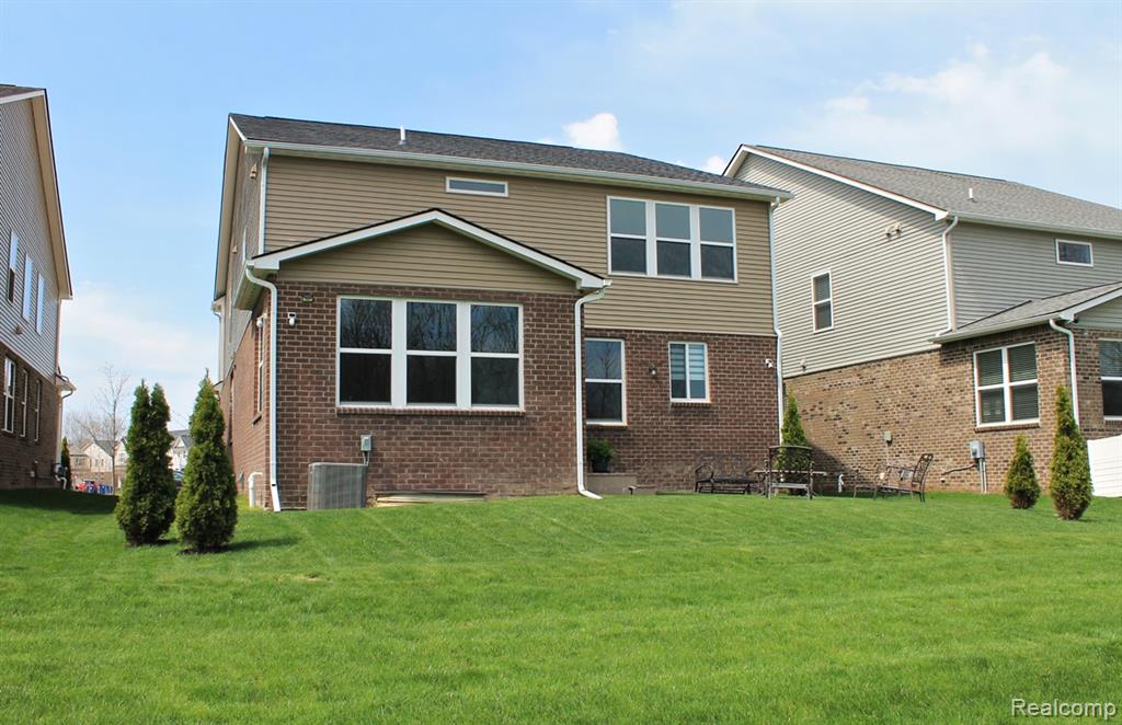 860 Backshore Drive Property Photo 7