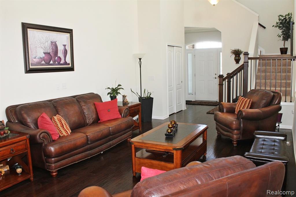 860 Backshore Drive Property Photo 13