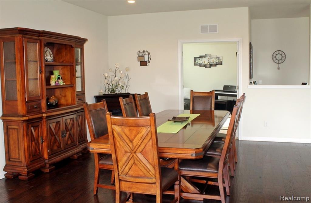 860 Backshore Drive Property Photo 22